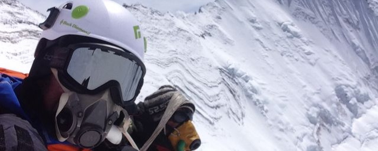 Headline image for page about Everest Rescue - Courageous Leadership